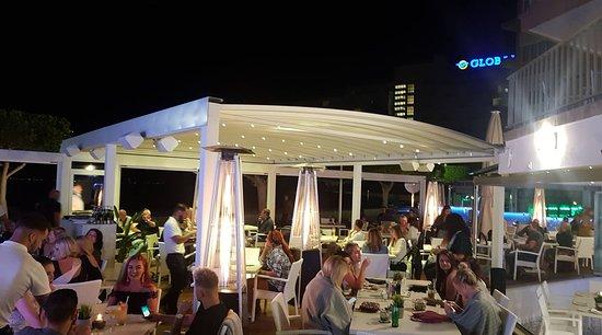 Barbuda Beach Bar & Grill