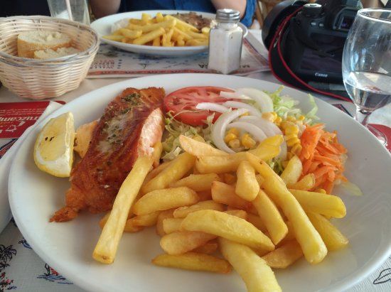 Cafeteria Marfil